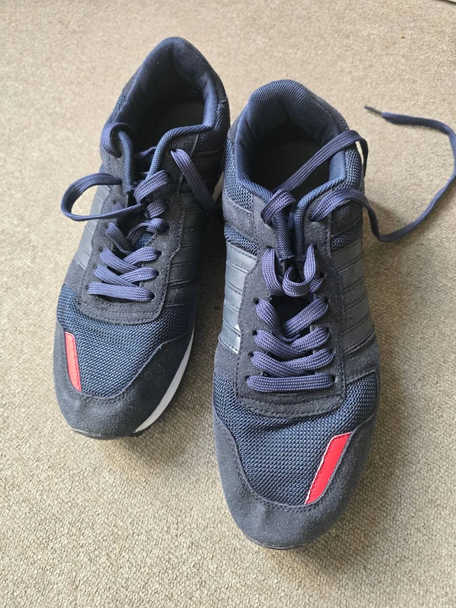 Navy Blue Sneakers with Red Accent